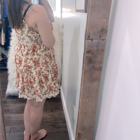 American Eagle floral dress size medium - Picture 5 of 12